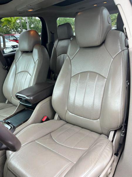 2013 GMC Acadia Denali