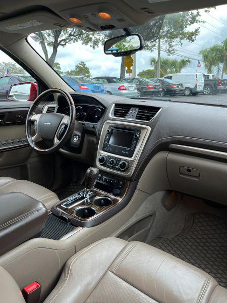 2013 GMC Acadia Denali