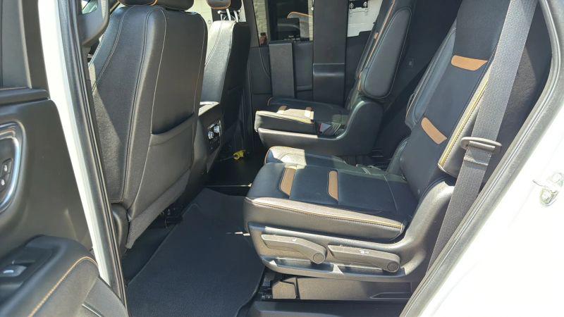 2022 GMC Yukon 4WD AT4