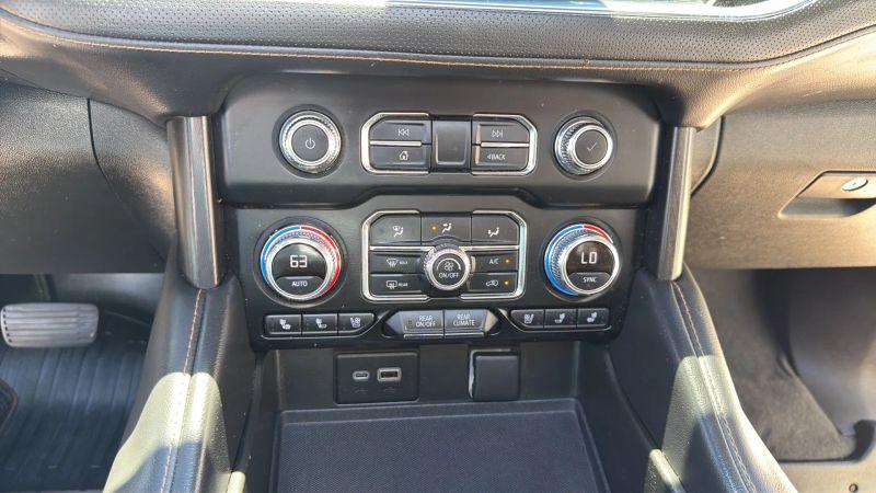 2022 GMC Yukon 4WD AT4