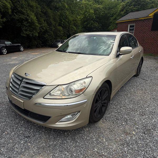 2012 Hyundai Genesis 3.8