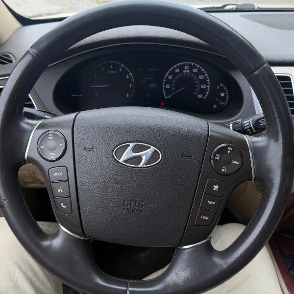 2012 Hyundai Genesis 3.8