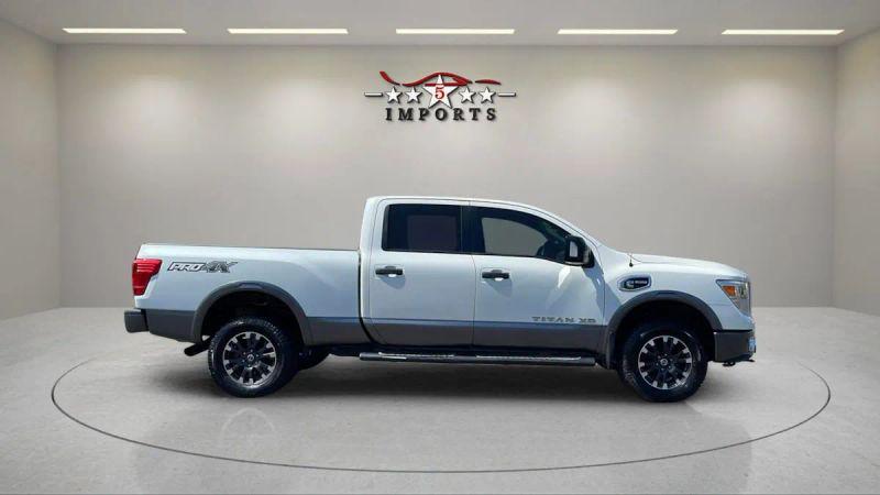 2017 Nissan Titan XD PRO-4X Diesel