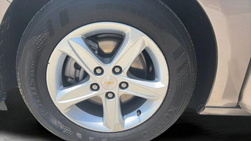 2023 Chevrolet Malibu FWD 1FL