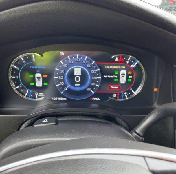2017 Cadillac Escalade ESV Luxury