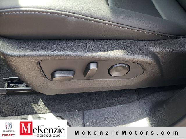 2026 GMC Canyon Elevation, RWD