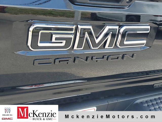 2026 GMC Canyon Elevation, RWD