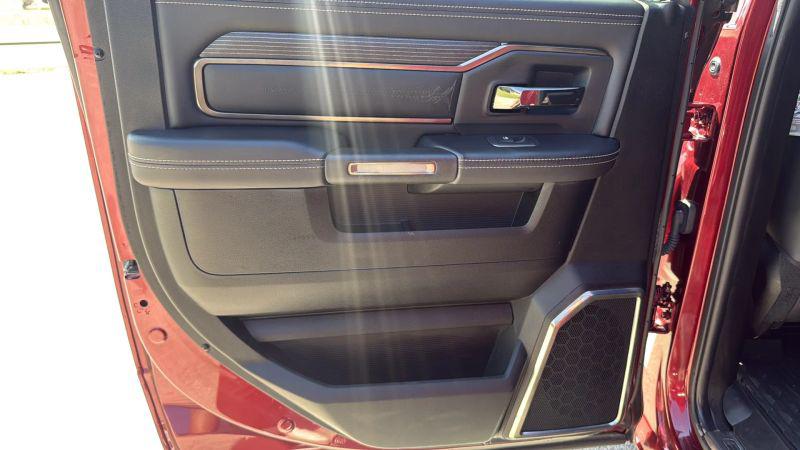 2024 Ram 5500 Tradesman/SLT/Laramie/Limited