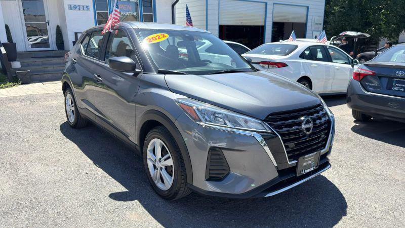 2022 Nissan Kicks S Xtronic CVT