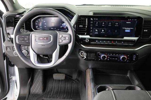 2026 GMC Sierra 2500HD Crew Cab, Standard Bed, SLT, 4WD