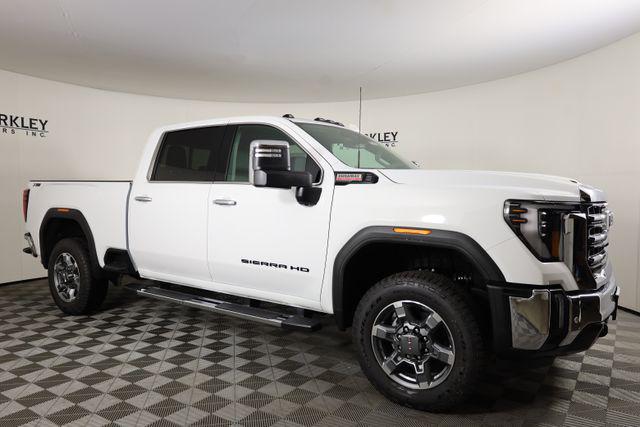 2026 GMC Sierra 2500HD Crew Cab, Standard Bed, SLT, 4WD