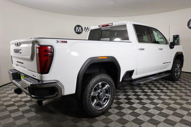 2026 GMC Sierra 2500HD Crew Cab, Standard Bed, SLT, 4WD