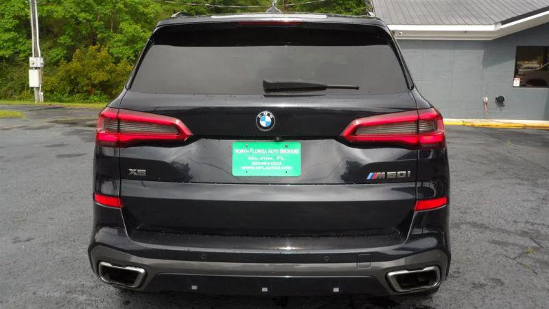 2020 BMW X5 M50i