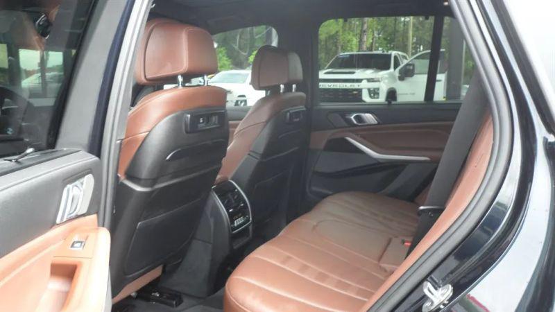 2020 BMW X5 M50i