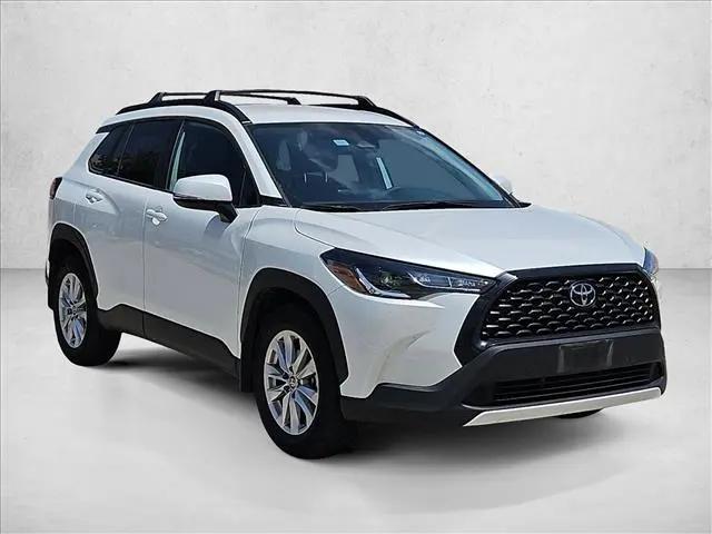 2024 Toyota Corolla Cross LE
