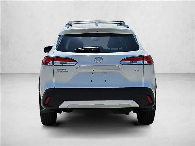 2024 Toyota Corolla Cross LE