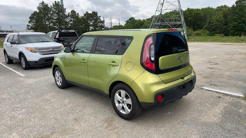 2017 Kia Soul Base
