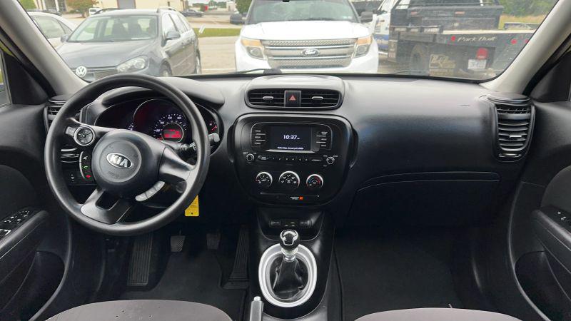 2017 Kia Soul Base