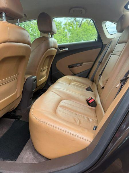 2012 Buick Verano Leather Group
