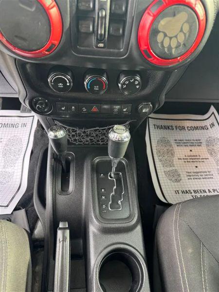 2016 Jeep Wrangler Unlimited Sahara
