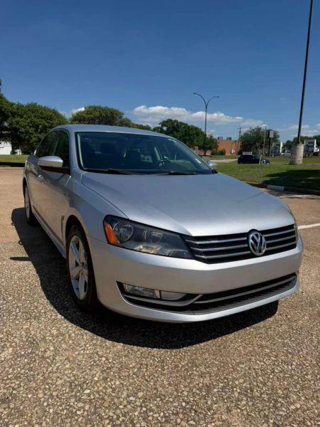 2015 Volkswagen Passat 1.8T Limited Edition