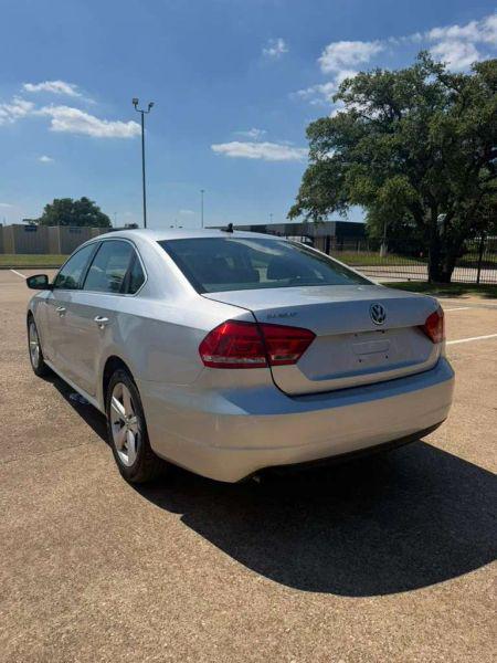 2015 Volkswagen Passat 1.8T Limited Edition