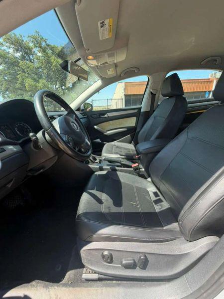 2015 Volkswagen Passat 1.8T Limited Edition