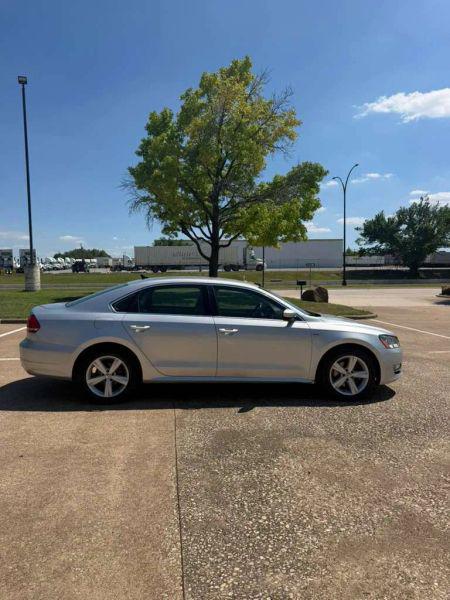 2015 Volkswagen Passat 1.8T Limited Edition