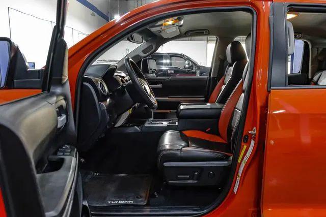 2017 Toyota Tundra SR5 5.7L V8