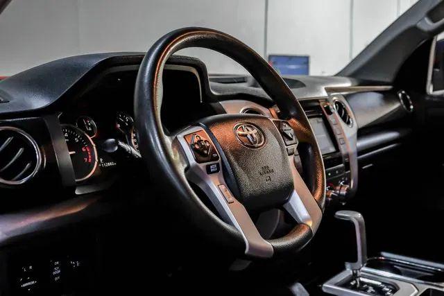 2017 Toyota Tundra SR5 5.7L V8