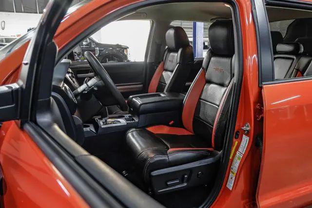 2017 Toyota Tundra SR5 5.7L V8
