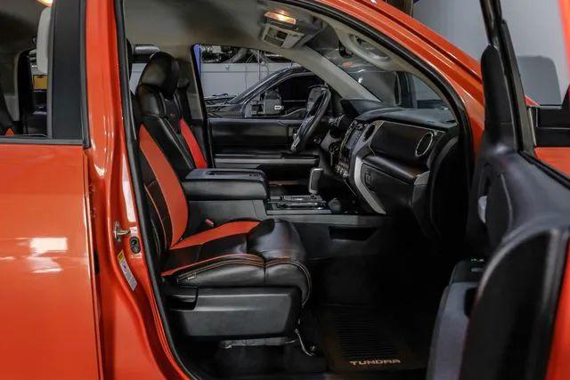 2017 Toyota Tundra SR5 5.7L V8