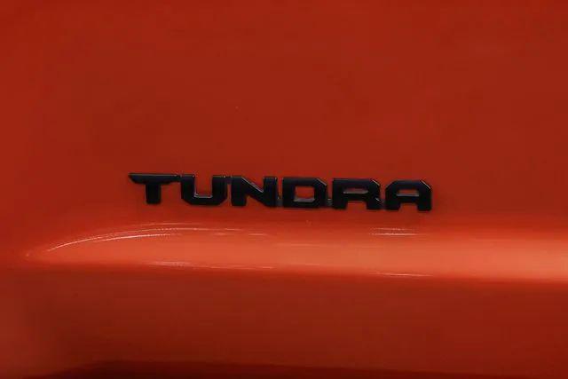 2017 Toyota Tundra SR5 5.7L V8