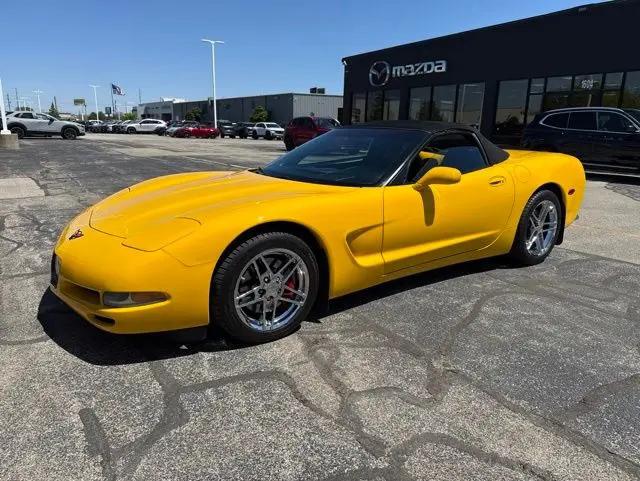 2004 Chevrolet Corvette Base