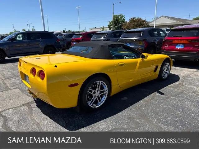 2004 Chevrolet Corvette Base