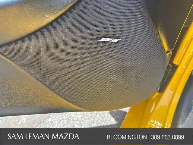 2004 Chevrolet Corvette Base