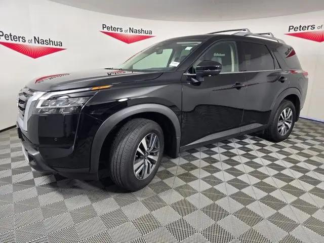 2024 Nissan Pathfinder SL 4WD