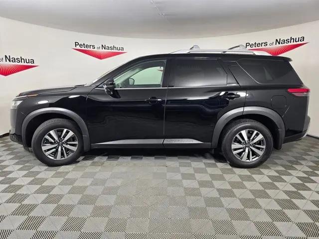 2024 Nissan Pathfinder SL 4WD