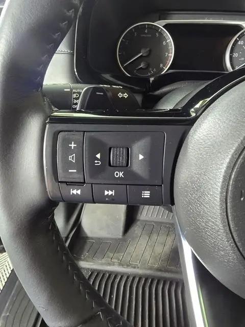2024 Nissan Pathfinder SL 4WD