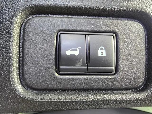 2024 Nissan Pathfinder SL 4WD