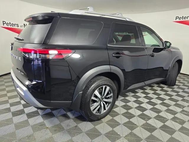 2024 Nissan Pathfinder SL 4WD