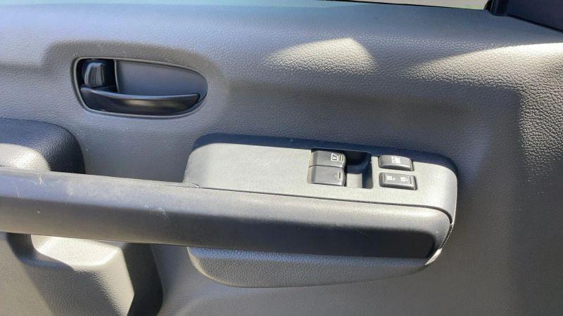 2020 Nissan 1500 SV Standard Roof V6