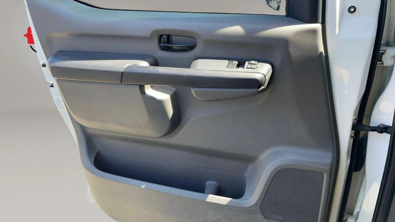 2020 Nissan 1500 SV Standard Roof V6
