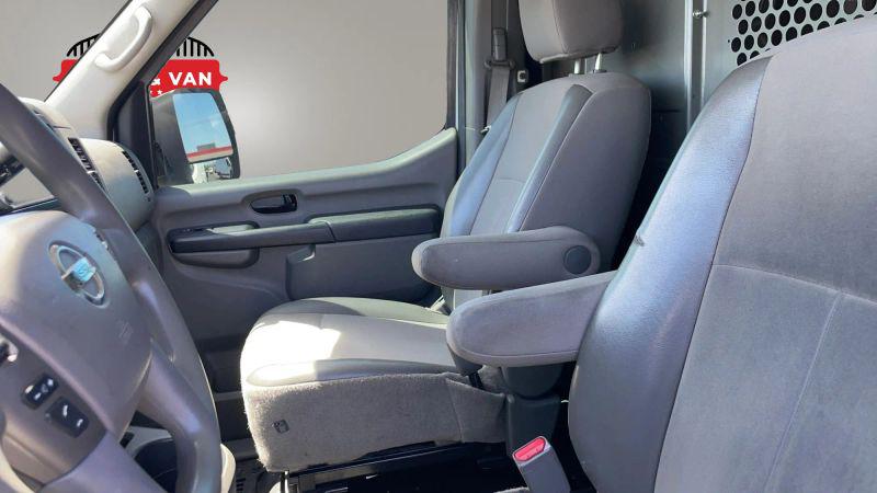 2020 Nissan 1500 SV Standard Roof V6