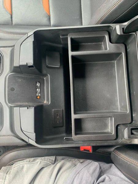 2025 GMC Sierra 2500HD 4WD Crew Cab Standard Bed AT4