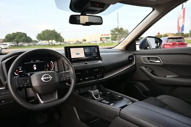2025 Nissan Rogue Platinum FWD