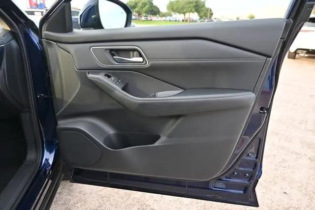 2025 Nissan Rogue Platinum FWD