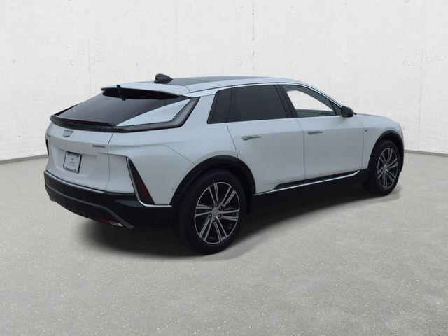 2024 Cadillac iQ Luxury w/1SD