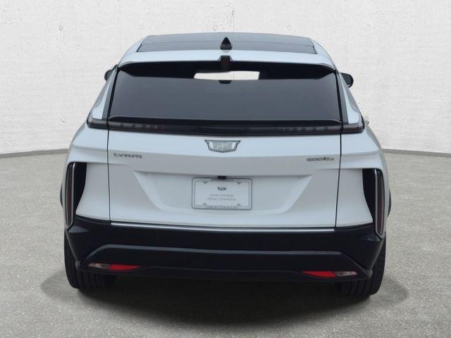 2024 Cadillac iQ Luxury w/1SD