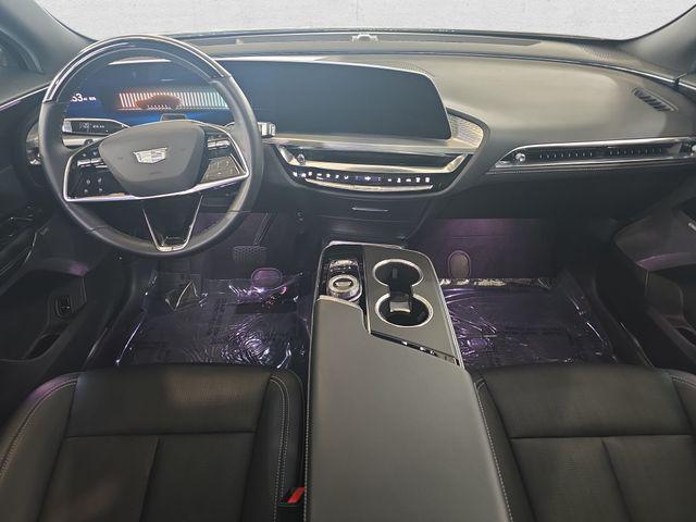 2024 Cadillac iQ Luxury w/1SD